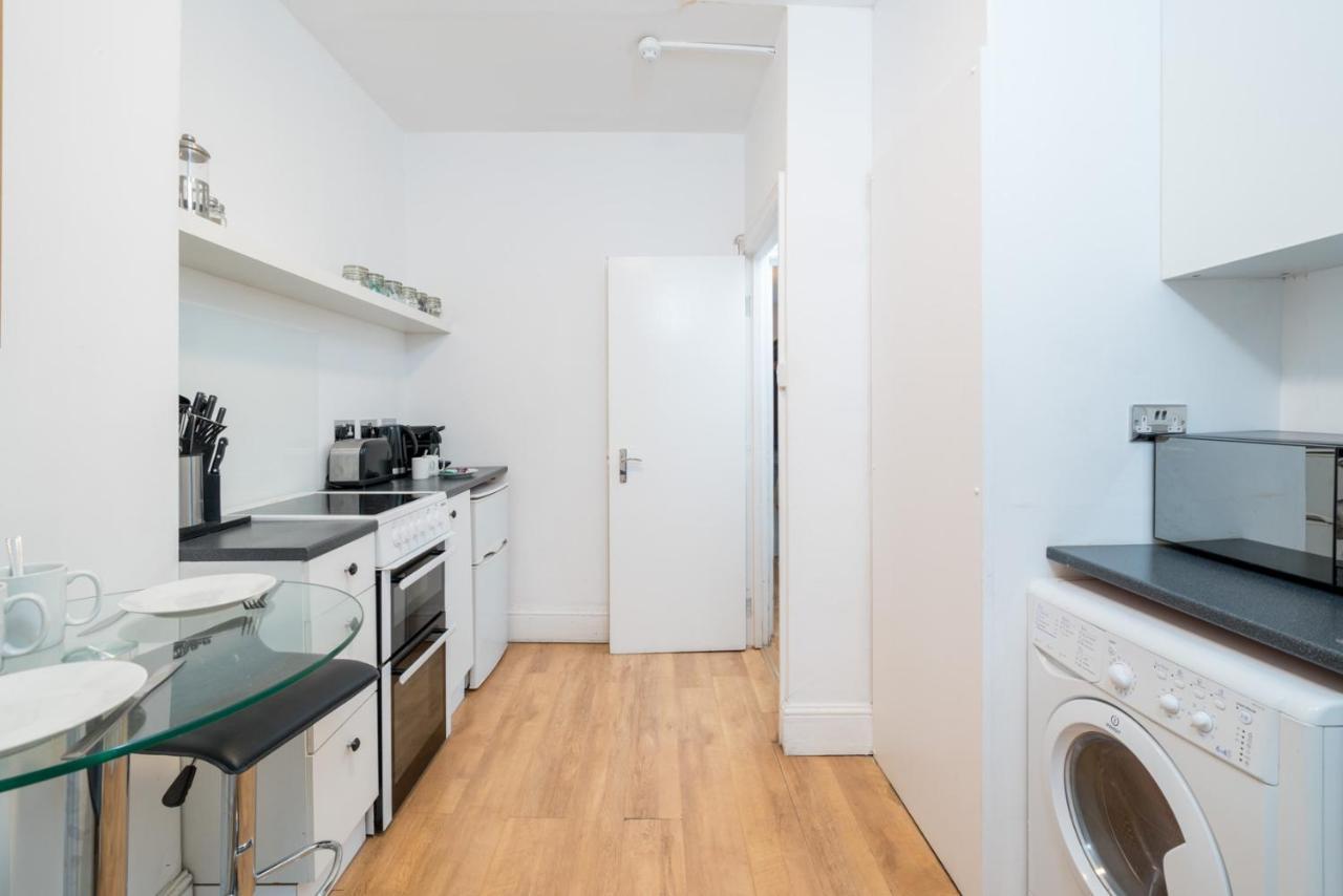 Soho & Covent Garden Apartment, Sleeps 3 런던 외부 사진